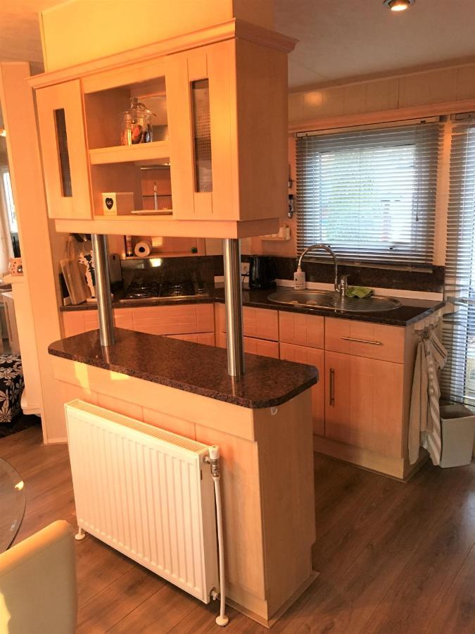Prachtige Luxe Chalet Op De Veluwe Nabij Hoenderloo Kültér fotó